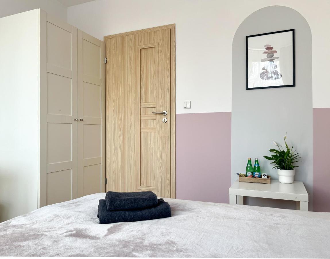Shape&Color Premium Hostel Warsawa Bagian luar foto