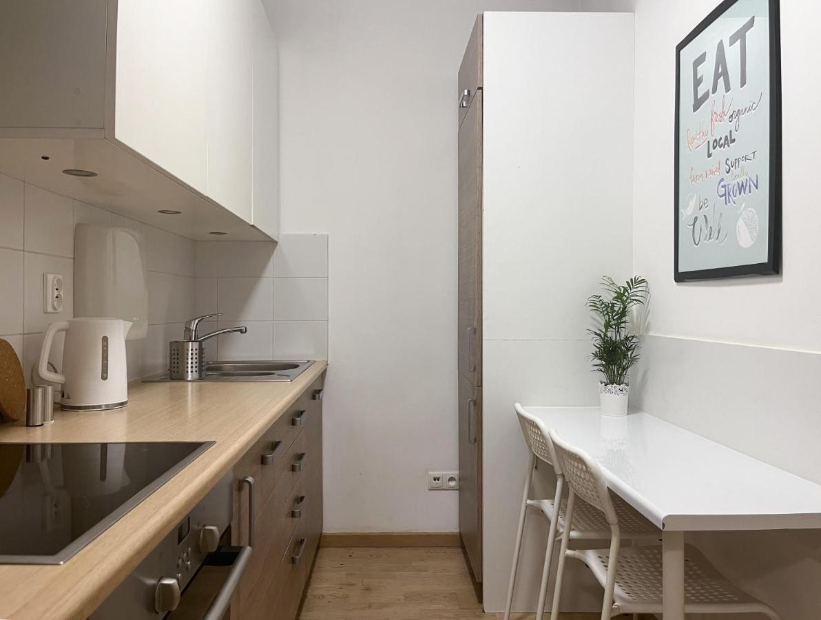 Shape&Color Premium Hostel Warsawa Bagian luar foto