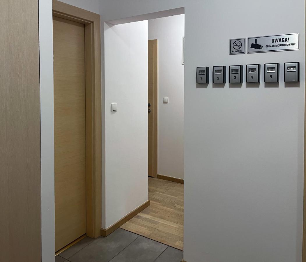 Shape&Color Premium Hostel Warsawa Bagian luar foto
