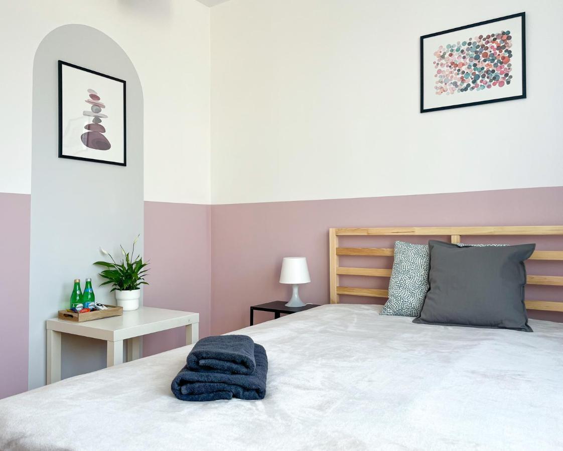 Shape&Color Premium Hostel Warsawa Bagian luar foto