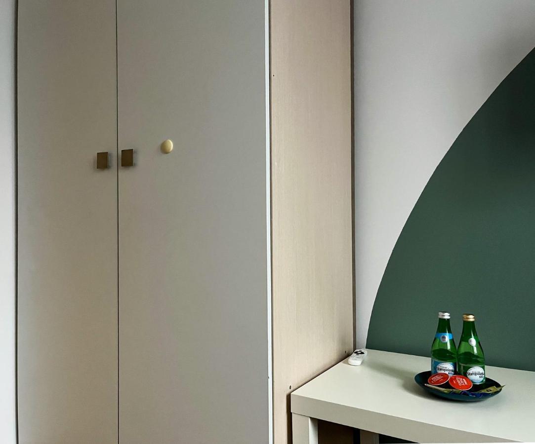 Shape&Color Premium Hostel Warsawa Bagian luar foto