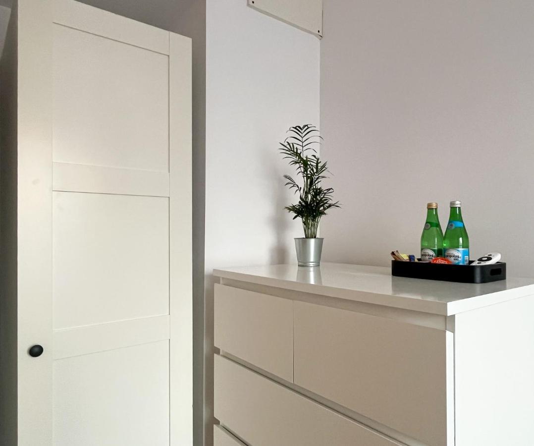Shape&Color Premium Hostel Warsawa Bagian luar foto