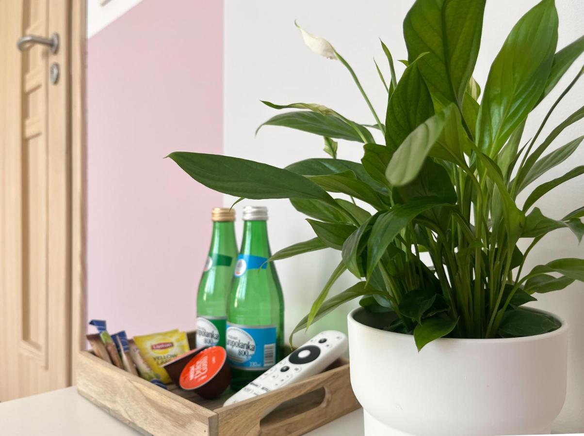 Shape&Color Premium Hostel Warsawa Bagian luar foto