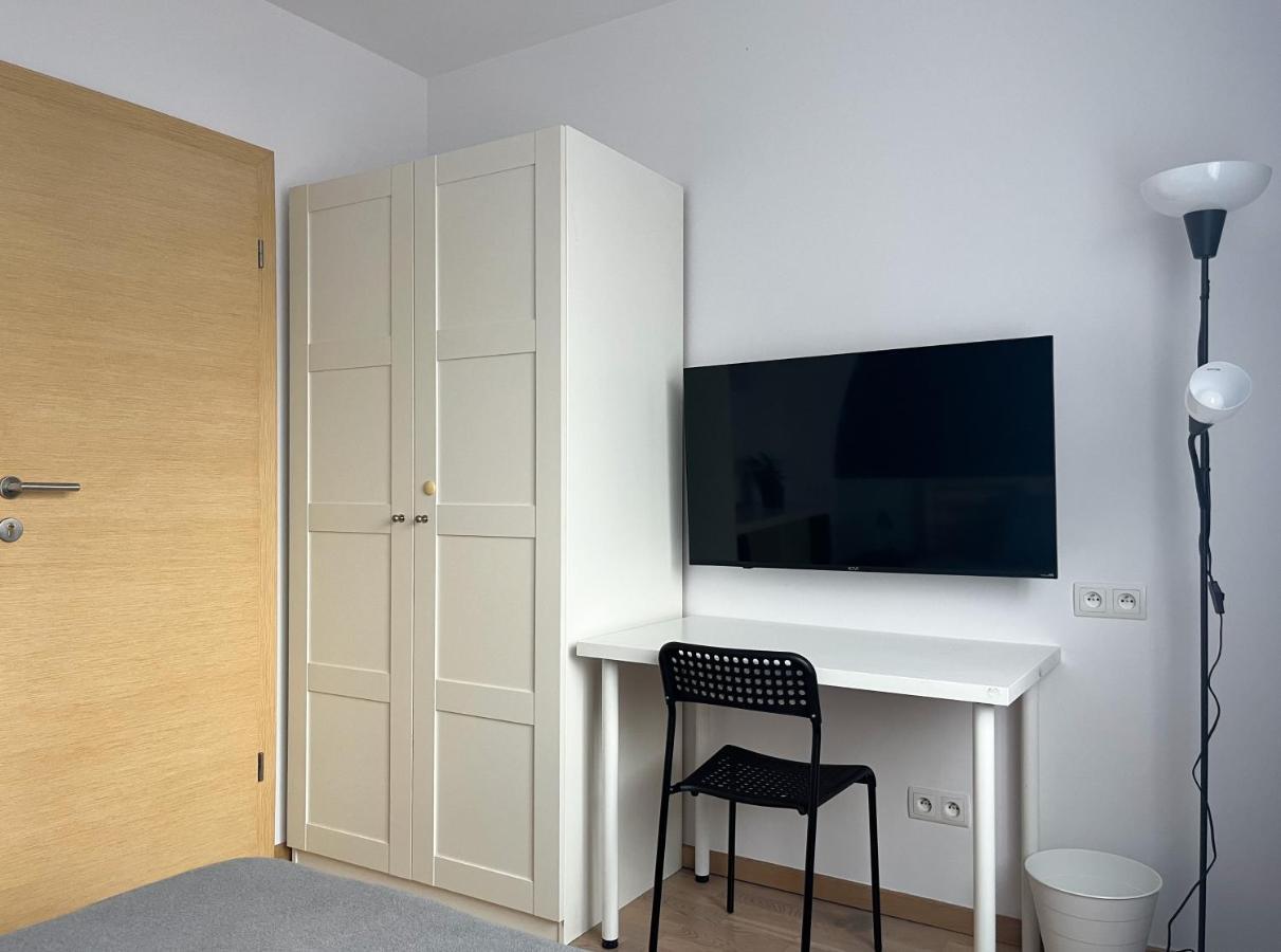 Shape&Color Premium Hostel Warsawa Bagian luar foto