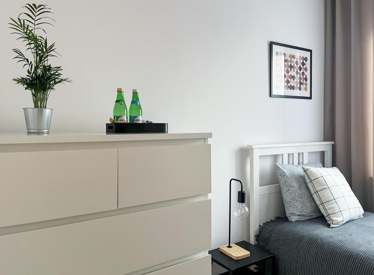 Shape&Color Premium Hostel Warsawa Bagian luar foto