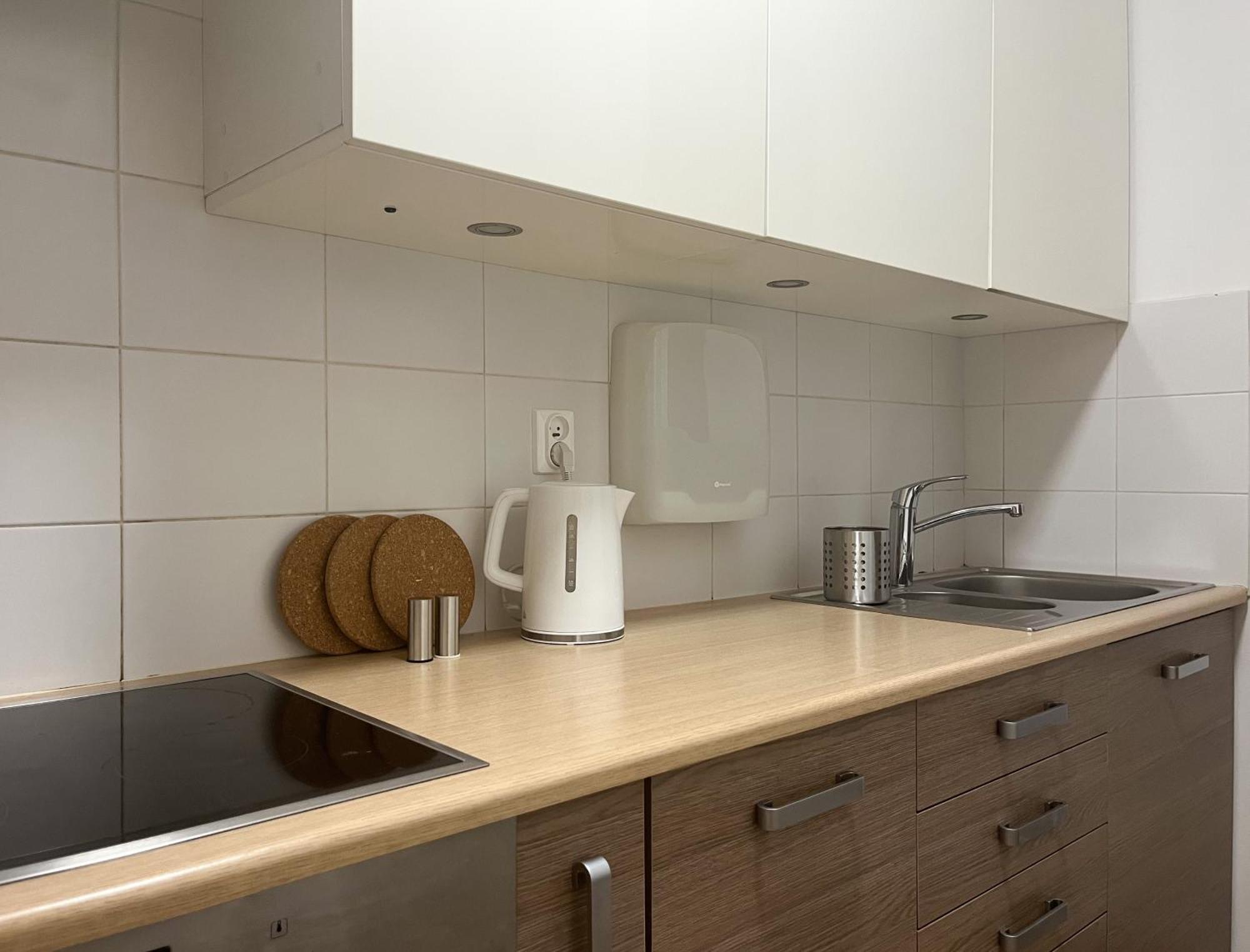 Shape&Color Premium Hostel Warsawa Bagian luar foto